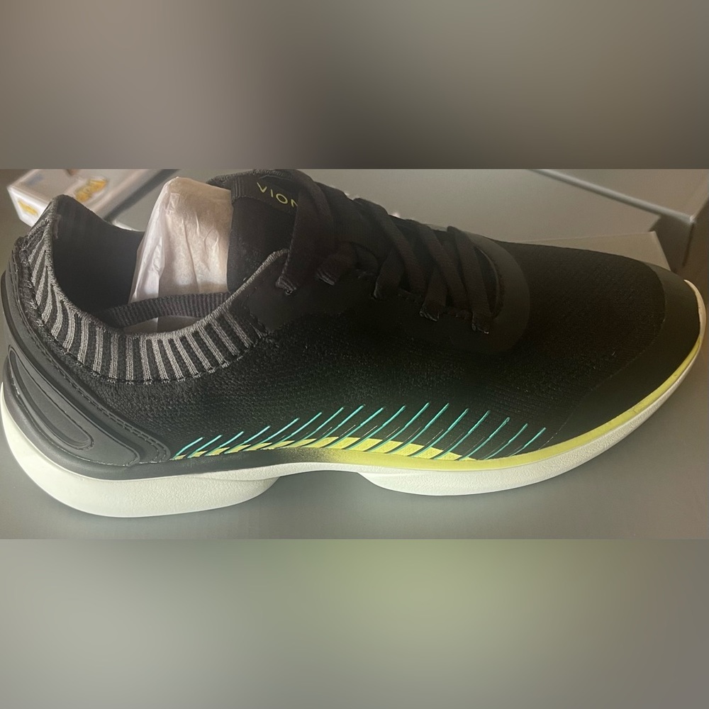 Vionic | Black Embolden Knit Sneaker - Women